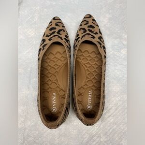 Vivaia, women washable flat shoes, size 39.5, new without box